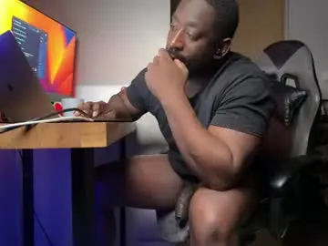 Chaturbate Free Live Porn of ukchocolate