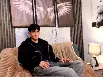 Chaturbate Free Porn Cam of demian_hot99