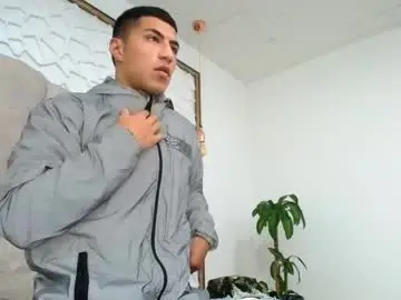 Chaturbate Adult Webcam of mr_porn_9