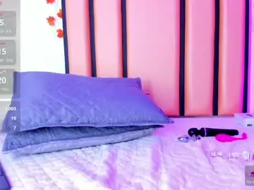 Chaturbate Sex Cam of vaneloppe_23