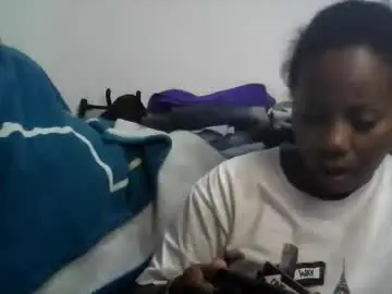 Chaturbate Nude Webcam of aicha_boobs