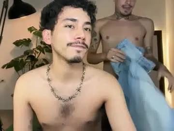Chaturbate Watch Live Sex Cams of noah_and_steven