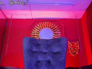 Chaturbate Adult Webcams of julieta_russell
