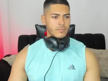 Chaturbate Best live sex cam show of iamdylan777