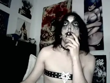 Chaturbate Watch Live Sex Cams of kiiller_queen