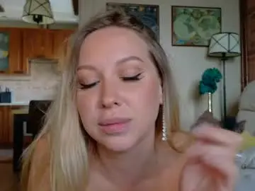 Chaturbate Adult Webcam of _mari_