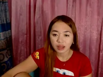 Chaturbate Live Sex Cam of pinay_singlemomxs