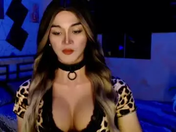 Chaturbate Live Sex Cam of fuckingsexyivana