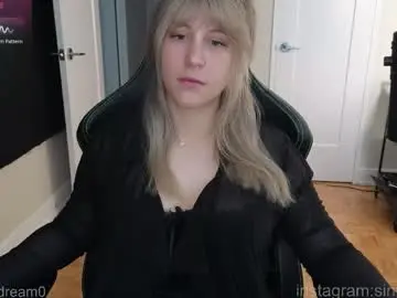 Chaturbate Live Sex Cam of alexa_dream