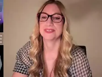 Chaturbate Live Sex Cam of wynfreya