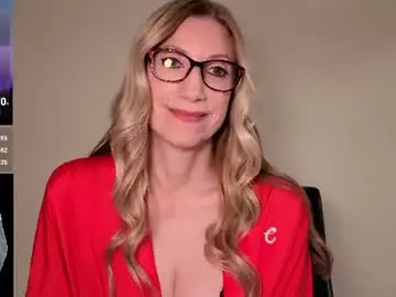 Chaturbate Live Sex Cam of wynfreya