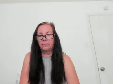 Chaturbate Free Live Porn of submissivepeachgoddess