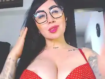 Chaturbate Live Sex Cam of vicky_hotmilf