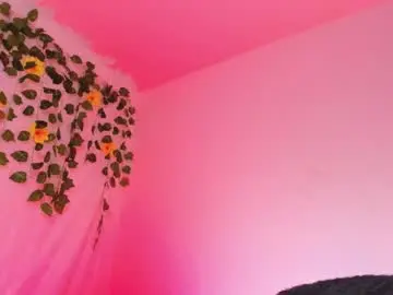 Chaturbate Best live sex cam show of violette_plus