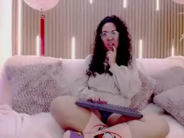 Chaturbate Live Porn of velvet_curly