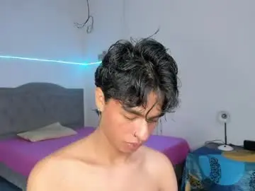 Chaturbate Adult Video Chat of ariel_adan