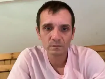 Chaturbate Watch Live Sex Cams of bennymn