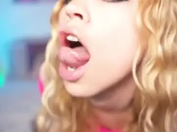 Chaturbate Adult Webcams of candylisa