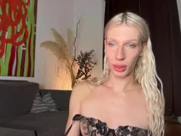 Chaturbate Sex Cam of hung_angel_xxl