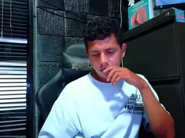 Chaturbate Adult Webcam of g_lincoln