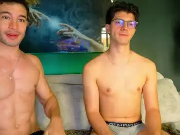 Chaturbate Best live sex cam show of maisonbastian