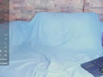 Chaturbate Watch Live Sex Cams of brizza_h033
