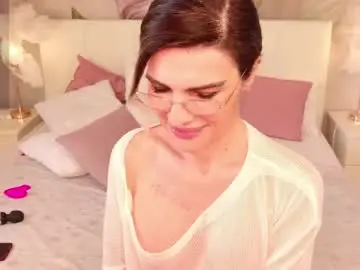 Chaturbate Live Sex of divine_mila
