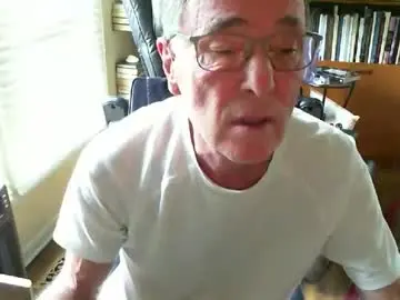 Chaturbate Live Sex Cam of atlhung9