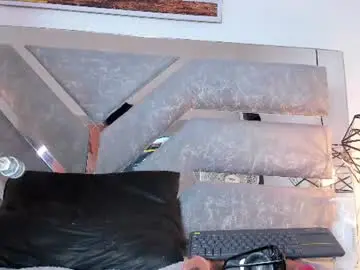 Chaturbate Best live sex cam show of slut_milf_