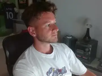 Chaturbate Free Live Porn of freddy_star