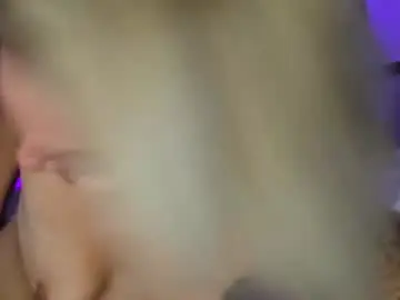 Chaturbate Free Porn Cam of yogimilflover