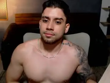 Chaturbate Live Sex Cam of mike_montoya
