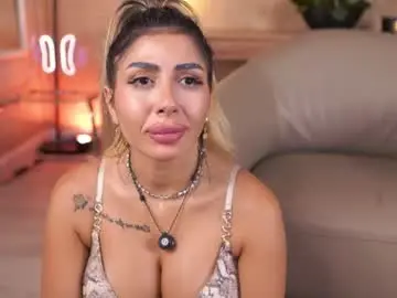 Chaturbate Adult Webcam of lucyyrosse