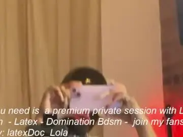 Chaturbate Live Sex Cam of mydoc_lolac