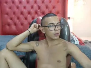 Chaturbate Adult Webcams of maximiliano_hotdevil