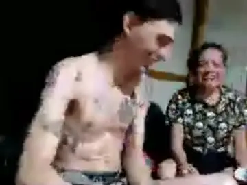 Chaturbate Watch Live Sex Cams of miahells