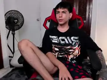 Chaturbate Nude Webcam of austin_falcon