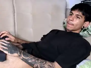 Chaturbate Free Porn Cam of austin_falcon