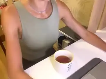 Chaturbate Live Sex Cam of kris_liss