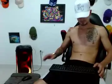 Chaturbate Watch Live Sex Cams of liam_andres12