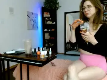 Chaturbate Free Live Porn of bombshellbaeby