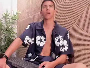 Chaturbate Sex Cam of lucca_moreti