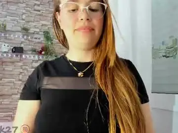 Chaturbate Live Sex Cam of zoe_brk