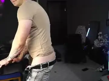 Chaturbate Nude Webcam of just_hairy_man