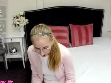 Chaturbate Live Sex of foxy_ramona