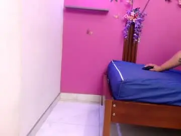 Chaturbate Watch Live Sex Cams of starfishanal21