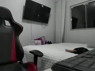 Chaturbate Live Sex Cam of agnesguimaraes