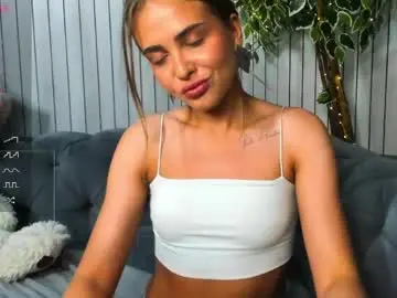 Chaturbate Live Sex Cam of milalewi