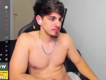 Chaturbate Watch Live Sex Cams of derekcb