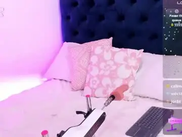 Chaturbate Live Sex of em_aa1